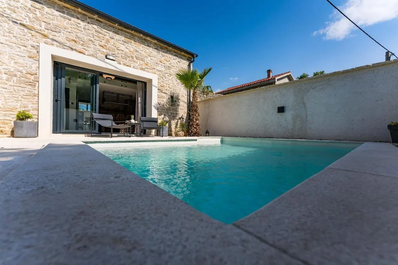 Stone House With Pool Poeta Villa Pridraga