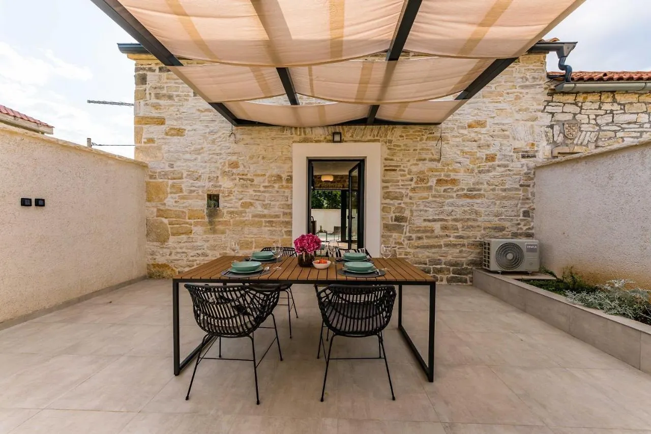 Stone House With Pool Poeta Villa Pridraga