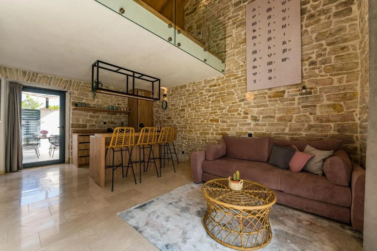 Stone House With Pool Poeta Villa Pridraga Croatia